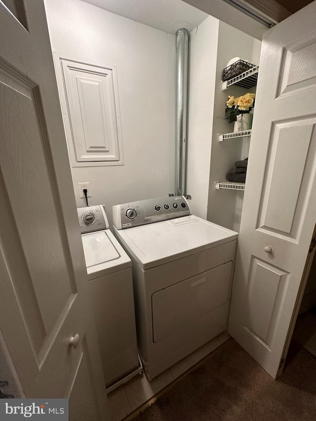 laundry area featuring washer and dryer