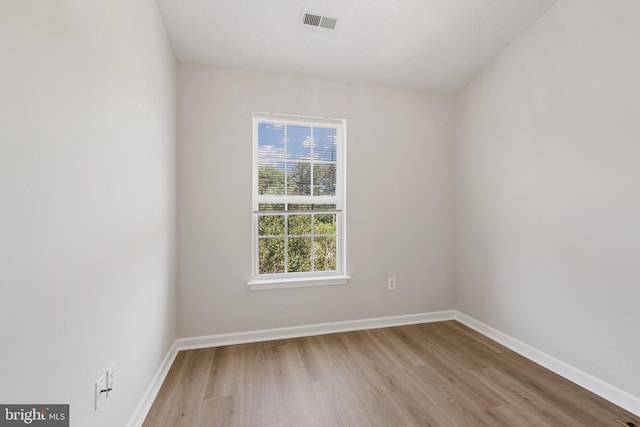 empty room featuring light hardwood / wood-style flooring