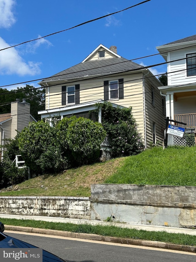 view of front of house