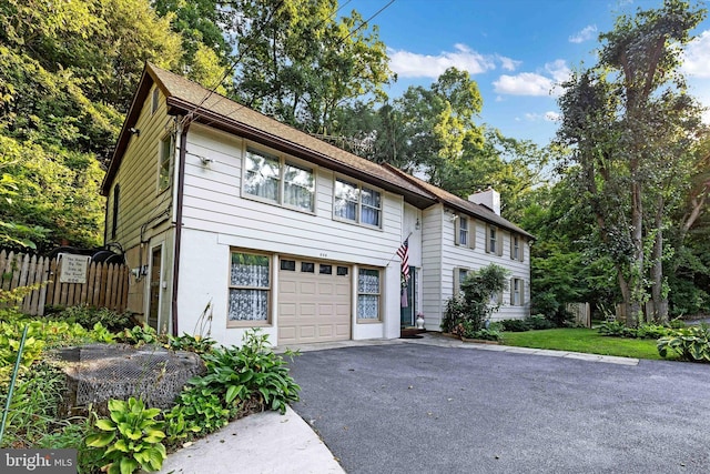 view of front facade with a garage