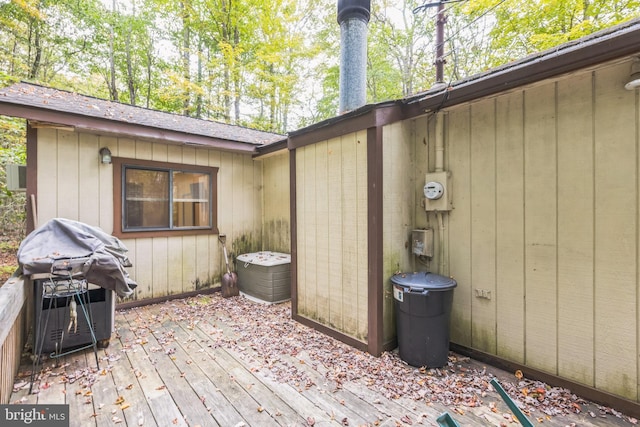 exterior space featuring a deck and grilling area