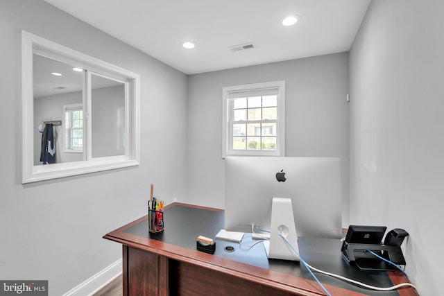 8504 Miramar Rd, Pasadena, MD 21122 - office space with plenty of natural light, baseboards, and recessed lighting