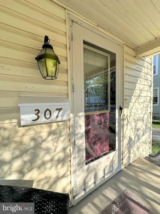 view of entrance to property