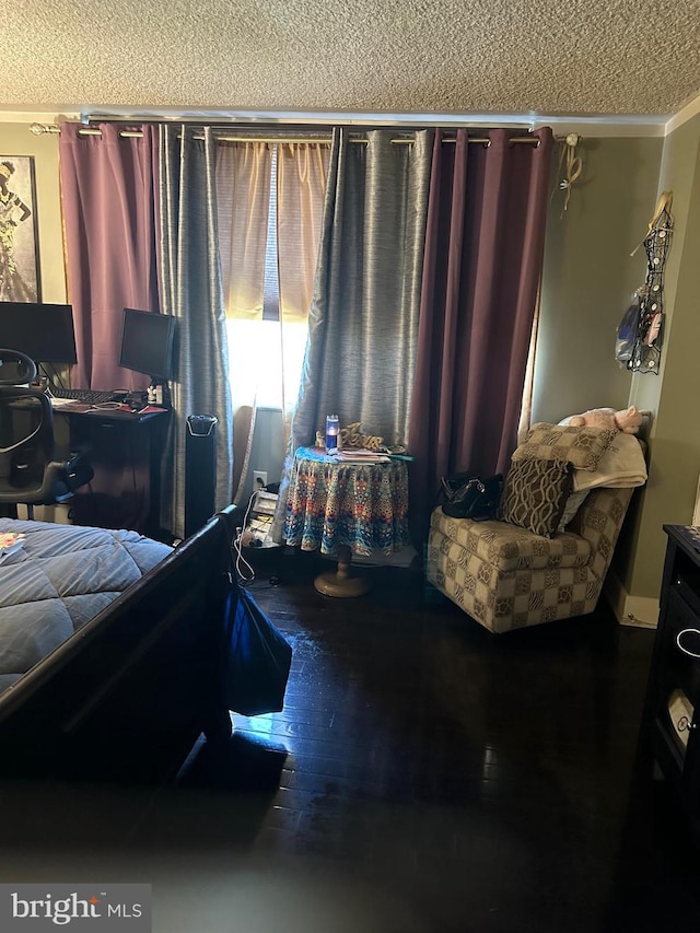 bedroom featuring a textured ceiling