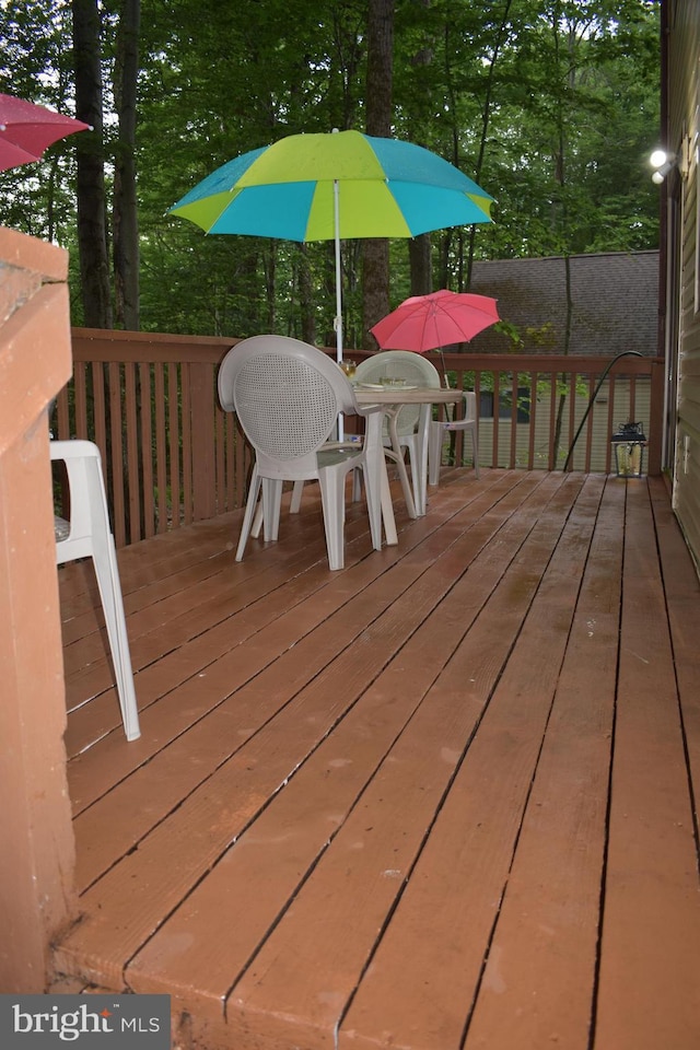 view of wooden deck