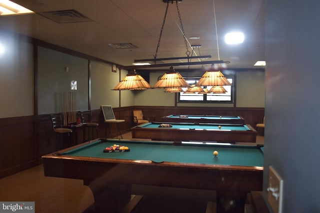 rec room featuring pool table