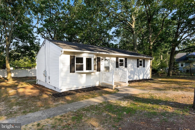 view of front of property