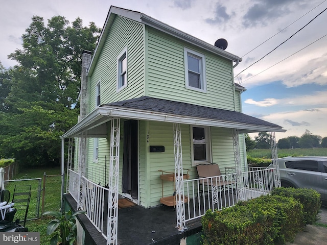 view of front facade with a porch