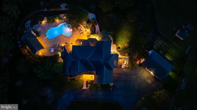 view of aerial view at twilight