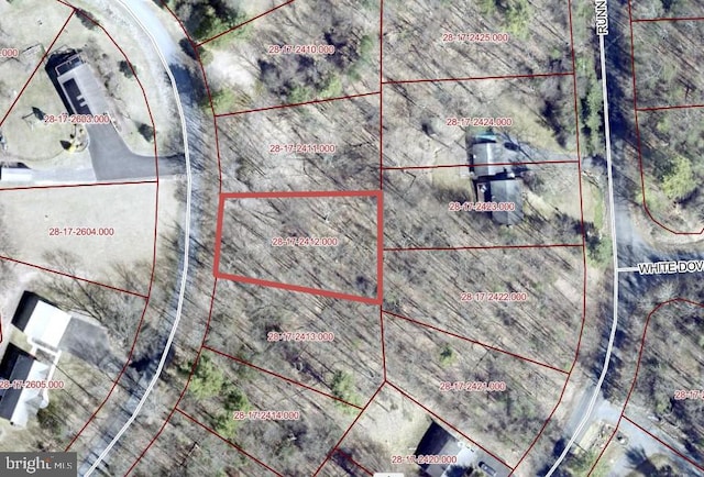 2412 Crow Foot Dr, Auburn, PA 17922