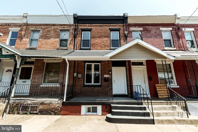 view of townhome / multi-family property