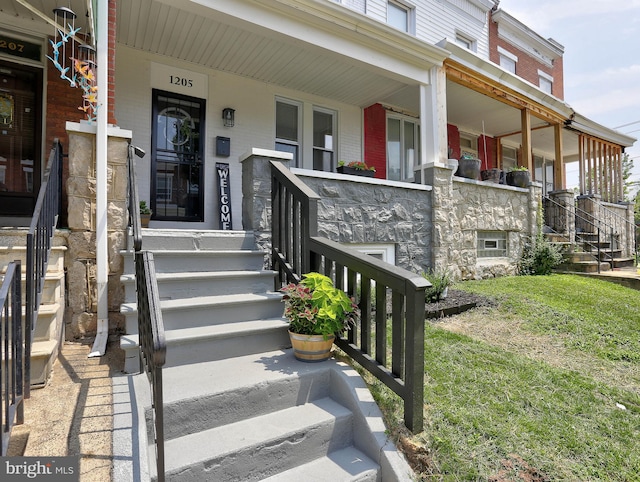 view of patio / terrace featuring covered porch