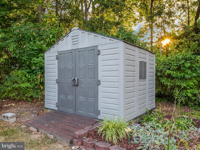 view of outbuilding