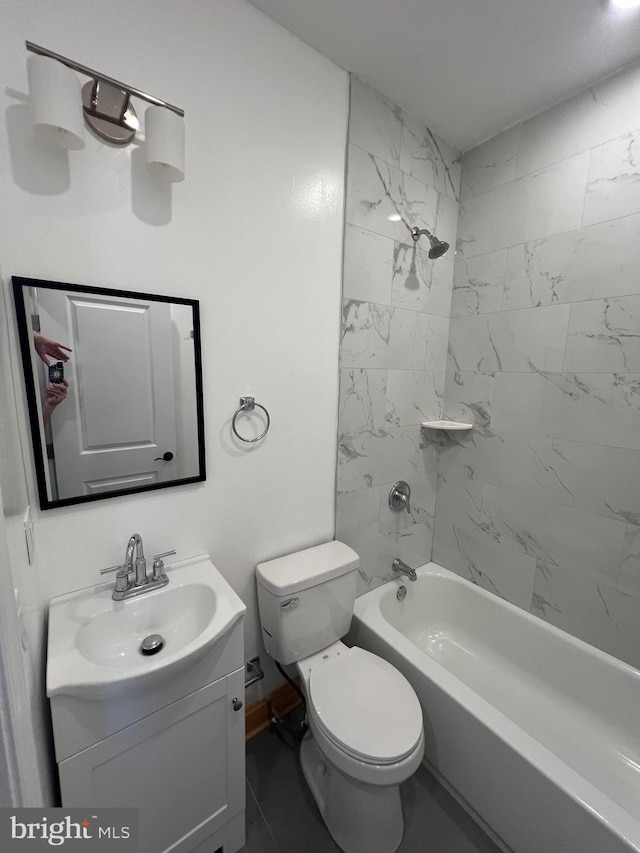 full bathroom featuring toilet, shower / bathtub combination, and vanity