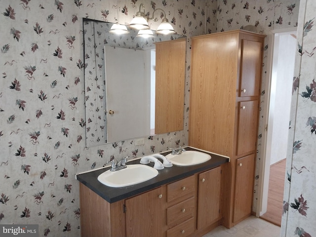 bathroom with vanity