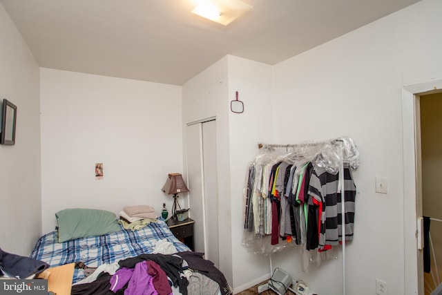 bedroom with a closet