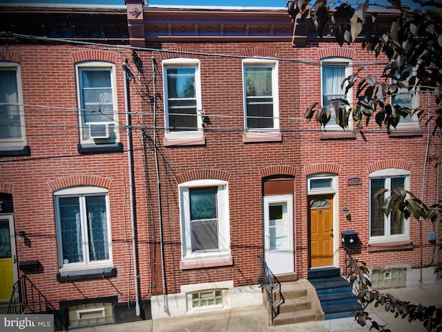 view of townhome / multi-family property