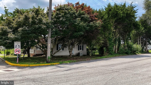 view of front of property featuring central AC