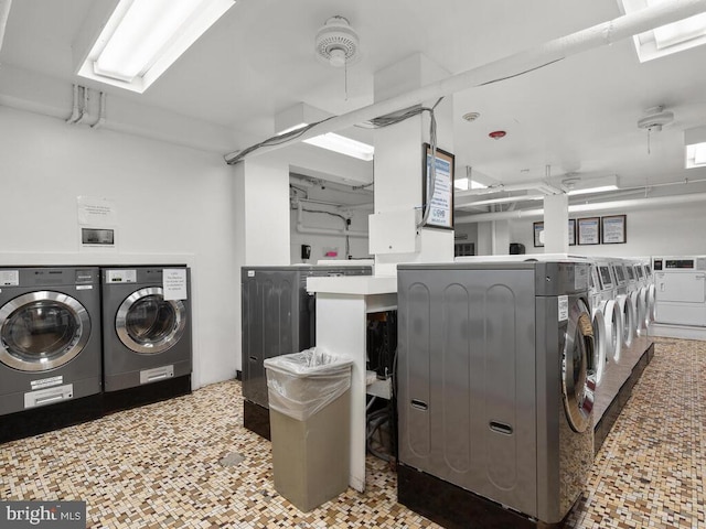 laundry room featuring washer and dryer