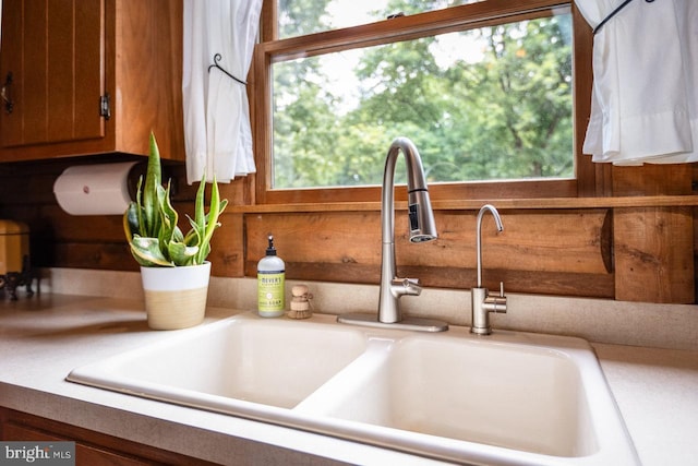 room details with sink