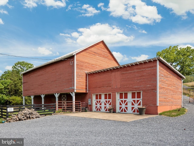 view of outbuilding