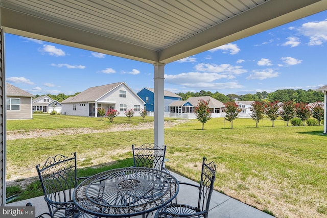 view of yard with a patio