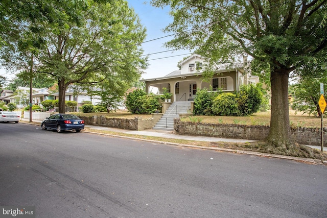 view of front of home with covered porch