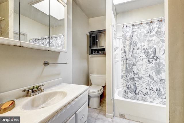 full bathroom featuring vanity, shower / bath combo, tile patterned floors, and toilet