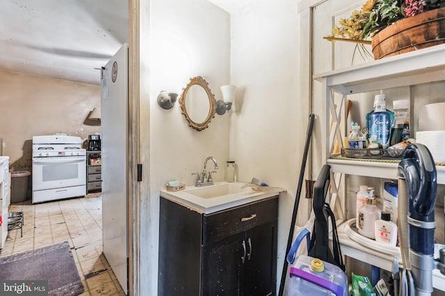 1757 Shadyside Rd, Downingtown, PA 19335 - bathroom featuring vanity