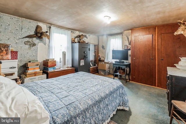 1757 Shadyside Rd, Downingtown, PA 19335 - carpeted bedroom with a closet and wallpapered walls
