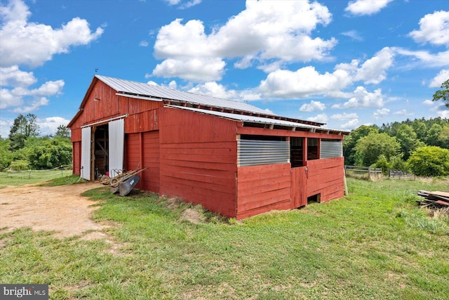 view of outbuilding