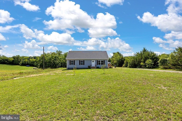 view of front of house with a front yard