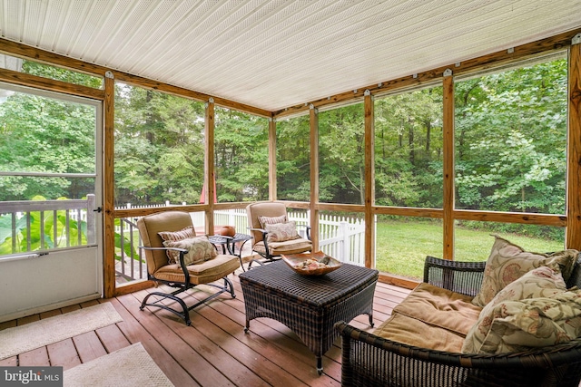 view of sunroom / solarium