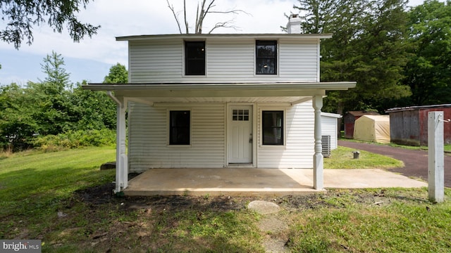 exterior space with a yard