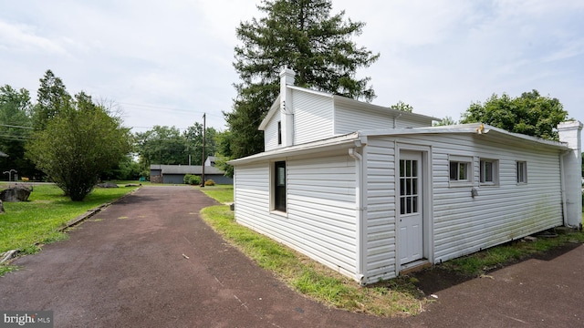 view of property exterior