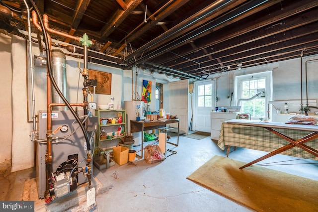 basement with washer / clothes dryer