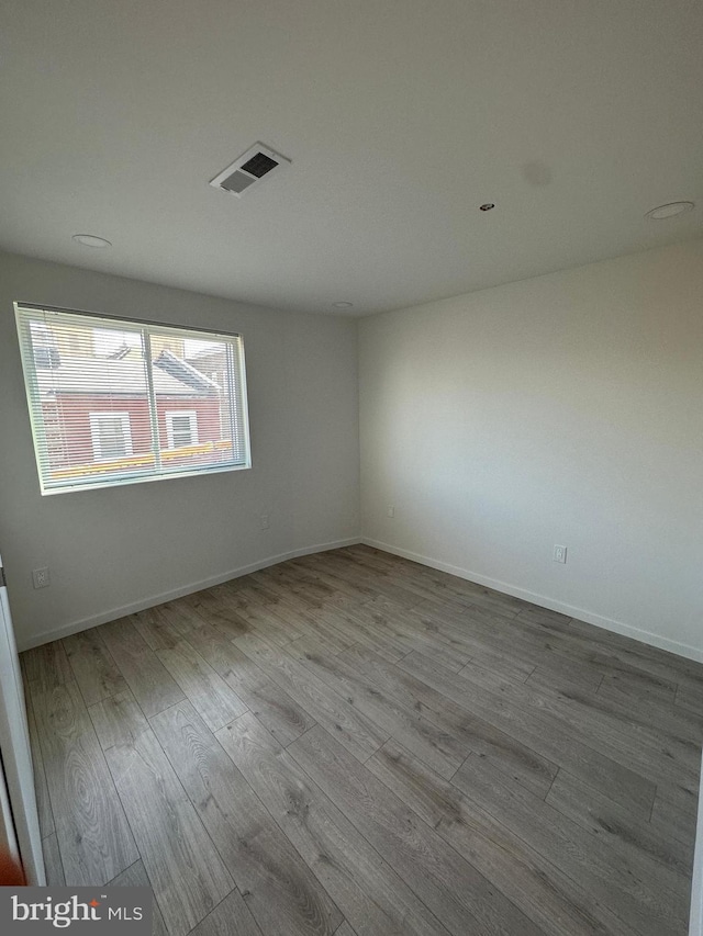 empty room featuring light hardwood / wood-style flooring