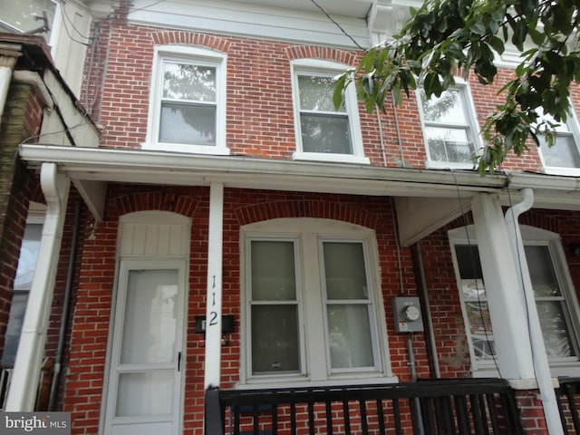 exterior space with a porch