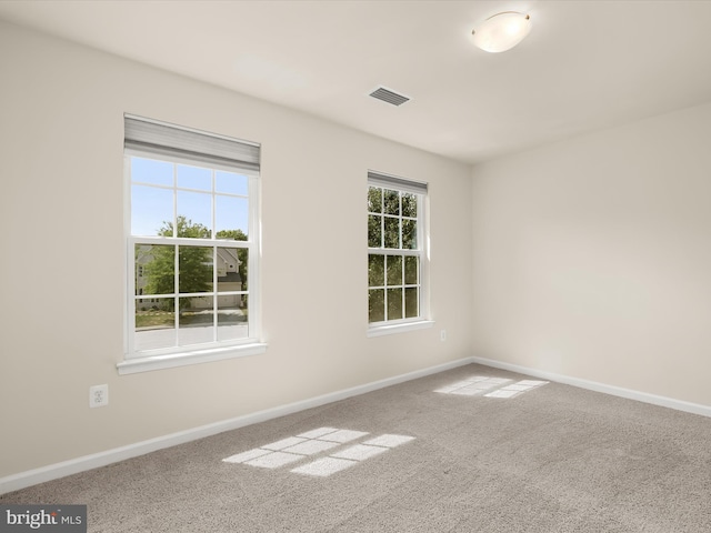 view of carpeted spare room