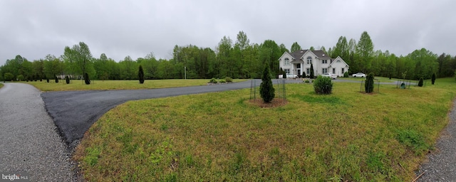 exterior space featuring a yard