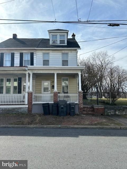 view of front of home with a porch