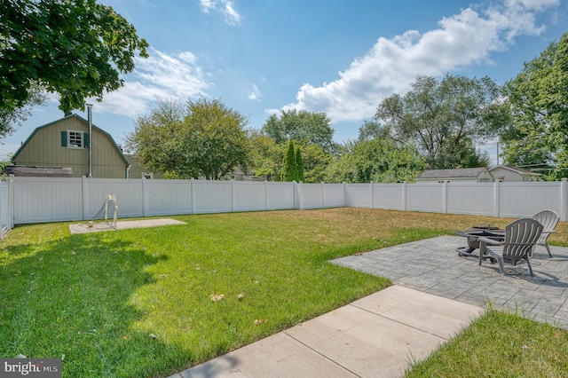 view of yard with a patio