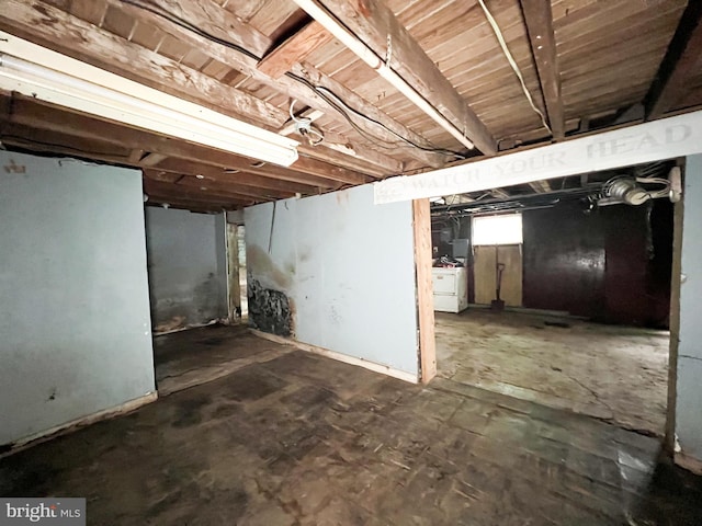 basement with washer / dryer