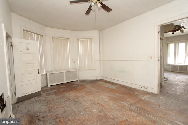 unfurnished bedroom with ceiling fan