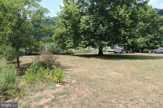 5 Clarence Taylor Rd, Springfield, WV 26763