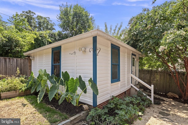 view of outbuilding