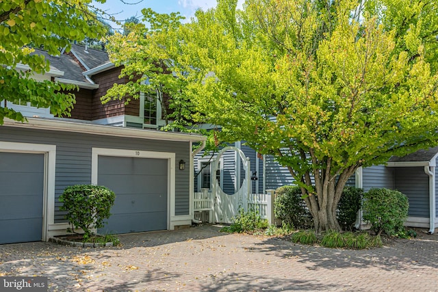 view of front of house with a garage