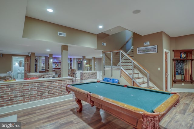 recreation room with recessed lighting, visible vents, billiards, and wood finished floors