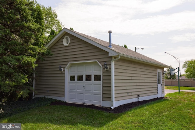 view of detached garage