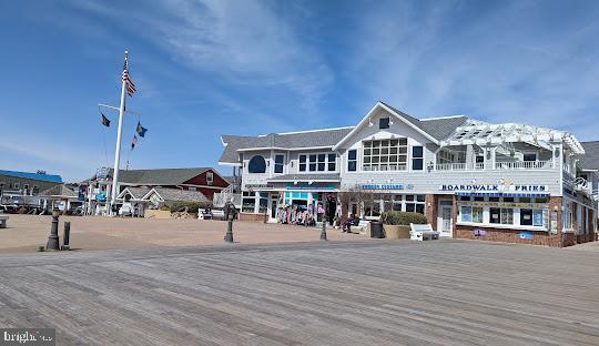 view of building exterior